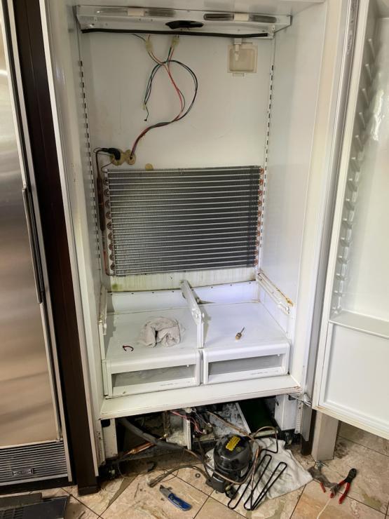 Замена мотор-компрессора в холодильнике Viking